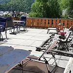 بيت ضيافة Alpenappartements Schwalbennestl 3*