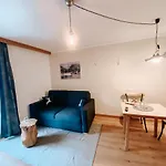 Alpenappartements Schwalbennestl بيت ضيافة 3*