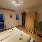 بيت ضيافة Alpenappartements Schwalbennestl ميتنوالد