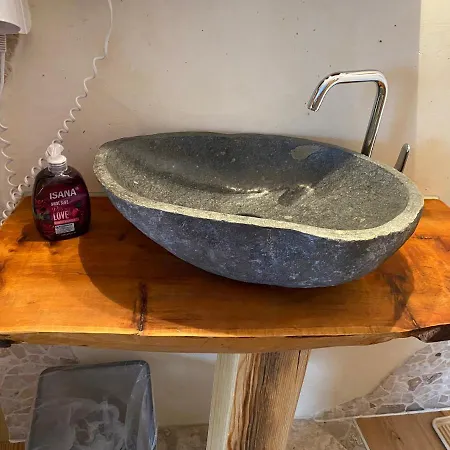 Casa de hóspedes Alpenappartements Schwalbennestl 2*