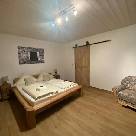 Гостевой дом Alpenappartements Schwalbennestl 3*