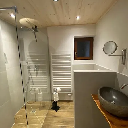 Гостевой дом Alpenappartements Schwalbennestl 3*