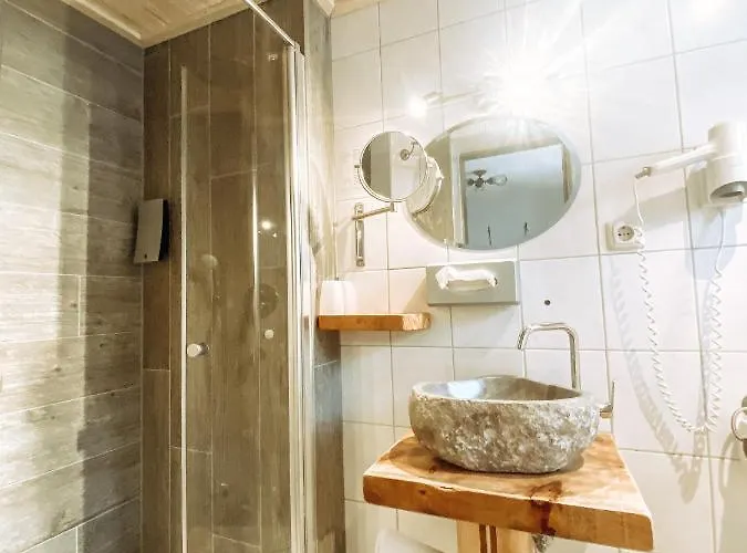 Gasthuis Alpenappartements Schwalbennestl Mittenwald