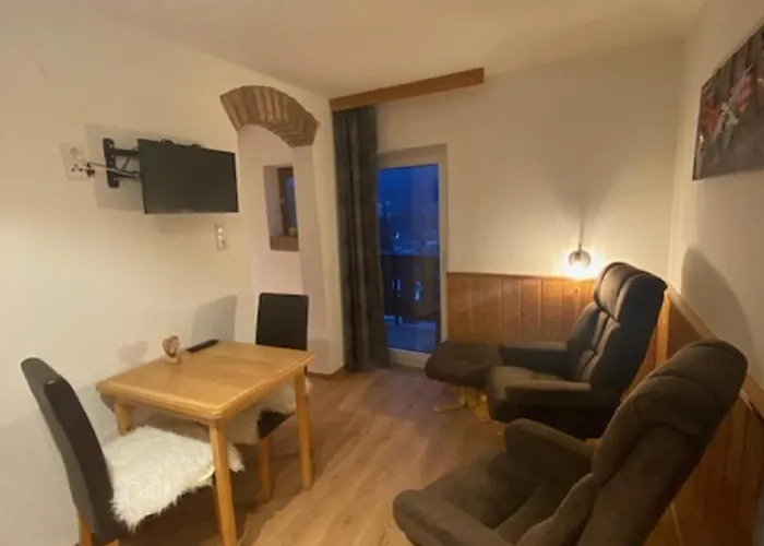 Gasthuis Alpenappartements Schwalbennestl Mittenwald