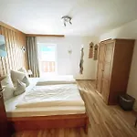 Schwalbennestl 3*