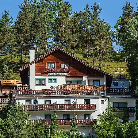 Schwalbennestl Gasthof 2*
