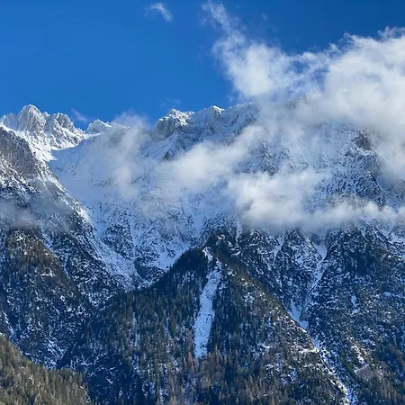 Guest house Alpenappartements Schwalbennestl Mittenwald