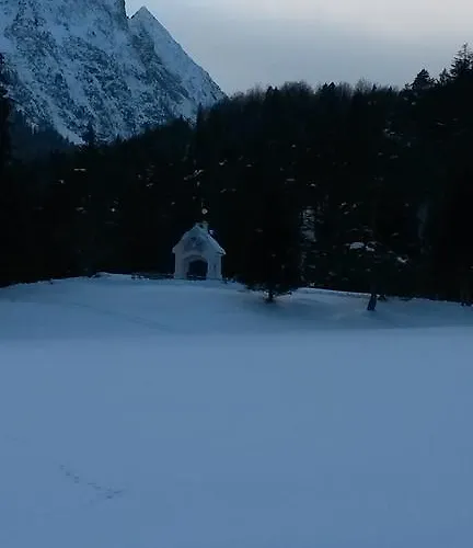 Alpenappartements Schwalbennestl Gæstehus Mittenwald