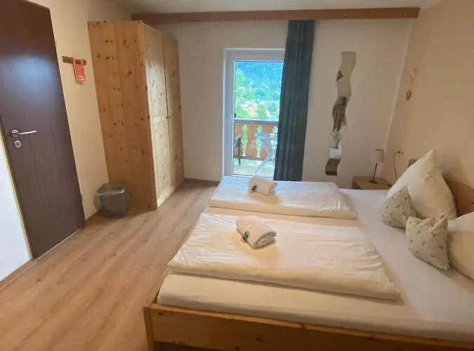 Alpenappartements Schwalbennestl Mittenwald