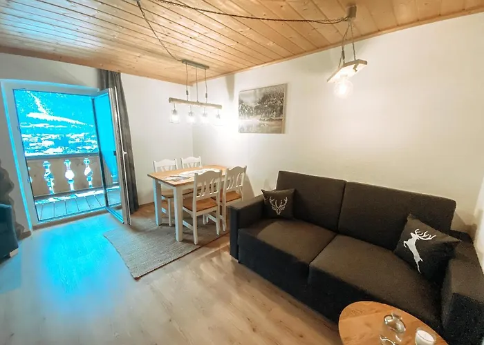 Alpenappartements Schwalbennestl Mittenwald