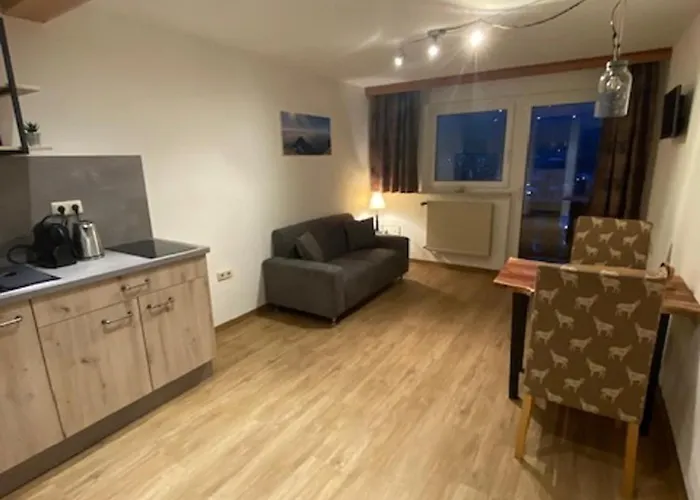 Gæstehus Alpenappartements Schwalbennestl Mittenwald