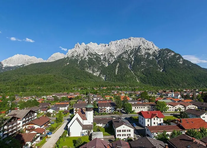 Gæstehus Alpenappartements Schwalbennestl Mittenwald